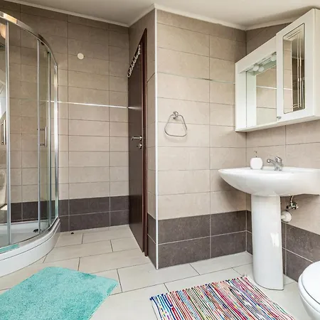 Apartment Creska *