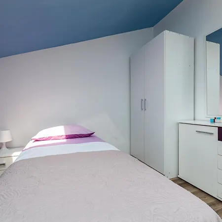 Creska Apartment *