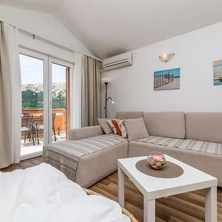 Apartment Creska