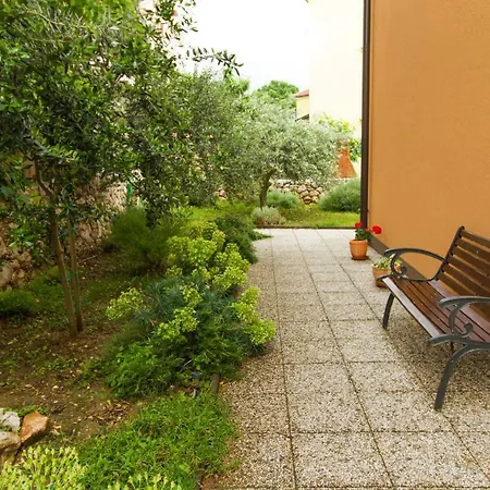 Lägenhet Creska Baška